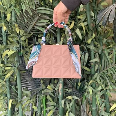 Elira Sling bag Peach EM3.4 image