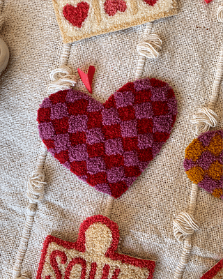 Hyppy Hyppy Heart Mug Rug image