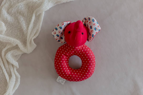 ILearnNgrow Elephant Face Shaped Rattle image