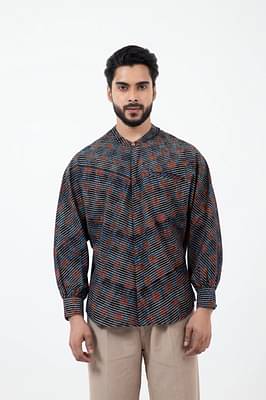 Inkriti Red & Indigo Block printed Sunset Jaapani Kimono Shirt image