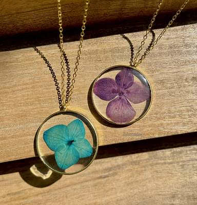 Ishmades Hydrangea Locket image