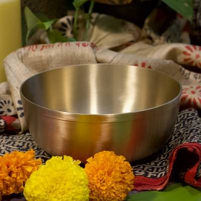 Kansa Elegant Large Serving Bowl For Khichdi/Pasta- 6 inches (450 ml) image