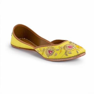 Korakari Jutti Yellow For Women-6 image