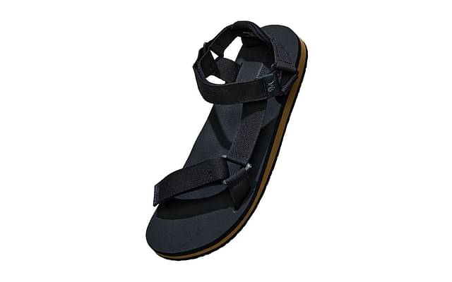 Neemans'S Airy Strap Sandals For Men | Lightweight Sandals Black image