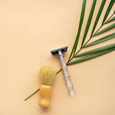 On Earth Double Edge Bamboo Handle Safety Razor image