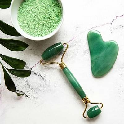 On Earth Green Jade Gua Sha |Only| image
