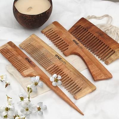 On Earth Organic Neem Wood Combs - Pack Of 4 image