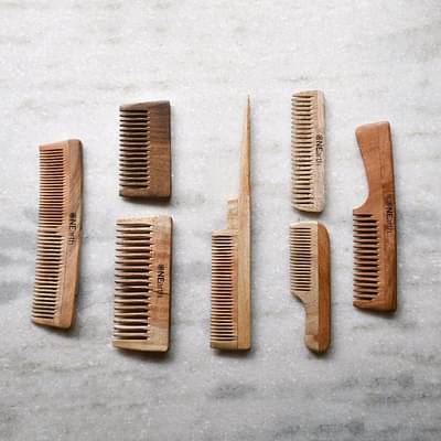On Earth Organic Neem Wood Combs - Pack Of 7 image