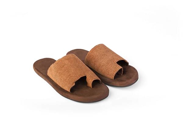 Paaduks Iru Cloak Corduroy Brown Slides image