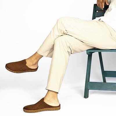 Paaduks Nest Mules Vegan Suede Tan Men Slip-Ons Tan image