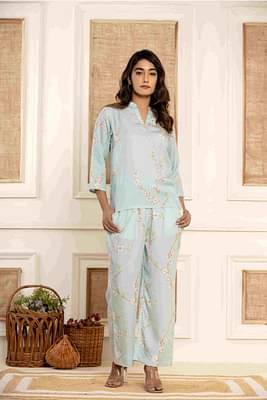 Paizlie 100% Tencel Fabric Floral Dreams Sleepwear for Women - Green image