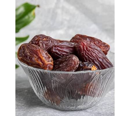 Premium Medjool Dates, Not Just Delicious But Immensely Healthy, Satisfies Sweet Cravings, No Preservatives, Rich In Nutrition, Khajur - 340Gm image