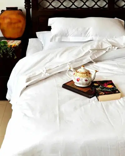 Quintessential Delight Sheet Set image