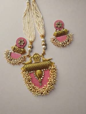 Rainvas Baby Pink And Golden Necklace And Earrings Fabric Set image