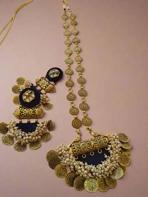 Rainvas Navy Blue Golden Coins Traditional Necklace Earrings Set image