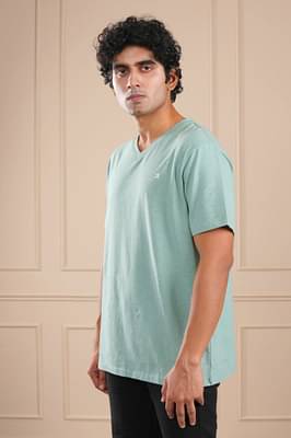 Roar For Good Men's Organic Cotton V-Neck T-Shirt - Green Melange image