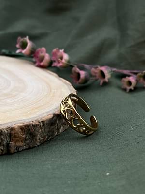 SilverSutra Anti Tarnish Heart Gold Adjustable Ring | 18K Gold Plated | Hypollergenic | Anti Tarnish image