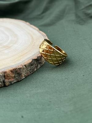 SilverSutra Anti Tarnish Mesh Statement Gold | 18K Gold Plated | Hypollergenic | Anti Tarnish image