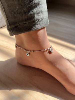 Silversutra Sterling Silver Evil Eye Mouse Charm Anklet image