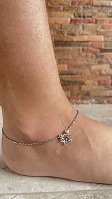 Silversutra Sterling Silver Rope Anklet with Floral Charm image