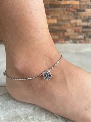 Silversutra Sterling Silver Rope Anklet with Floral Charm For Her image