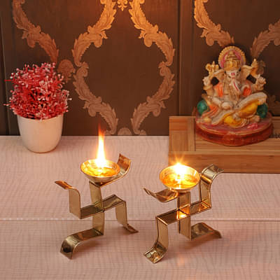 Standing Satiya Akhand Diya Set of 2 image