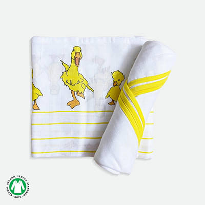 Tinylane 100% Organic Bamboo Cotton Muslin Baby Swaddle Wrappers Duck & Classic White Print Pack Of 2 - Multicolor image