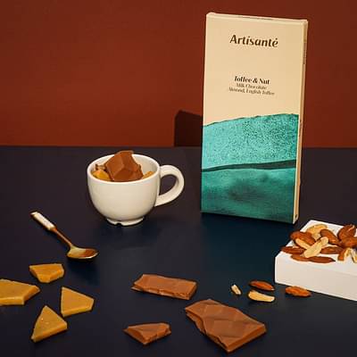 Toffee & Nut, Milk Chocolate, Almond, English Toffee image
